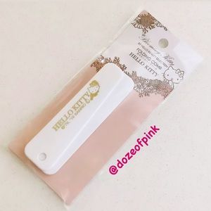 Sanrio Hello Kitty White Foldimg Hairbrush